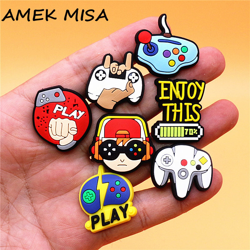 Gaming Accessories Kids - ゲーム愛好家のためのPVCシューズチャーム,ゲーム愛好家のためのアクセサリー,コンソール,クローゼット,ジーンズ,上の装飾,子供のためのバックル,ギフト,1個